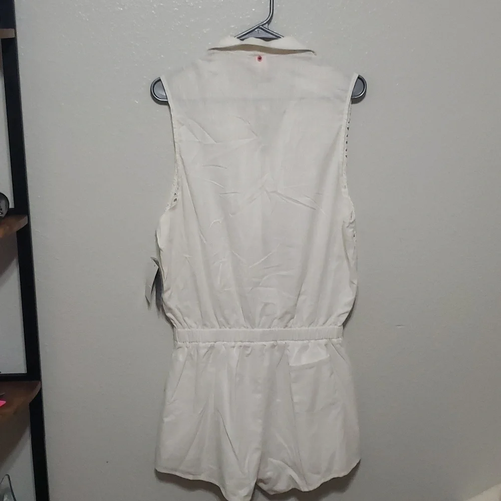 Red Carter Pants & Jumpsuits Red Carter Neo Bohemia Eyelet Cover Up Romper, Sz L